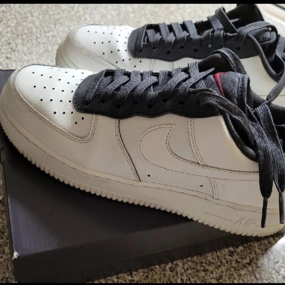 Air force - Picture 1 of 7